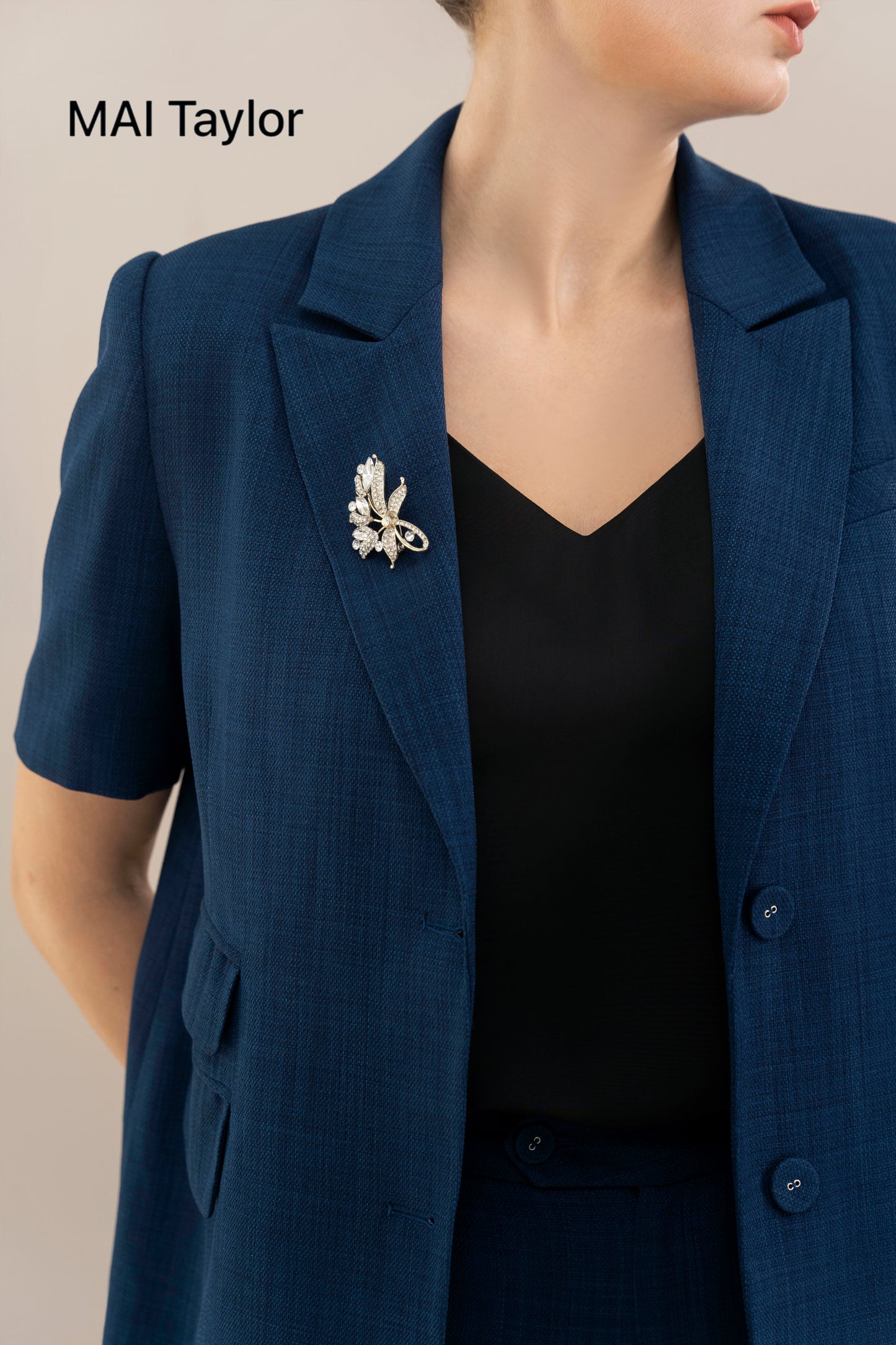 Mai Taylor Navy Summer Suit – Light & Empowered