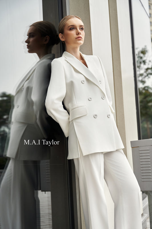 Mai Taylor White Summer Suit – Bold & Sleek